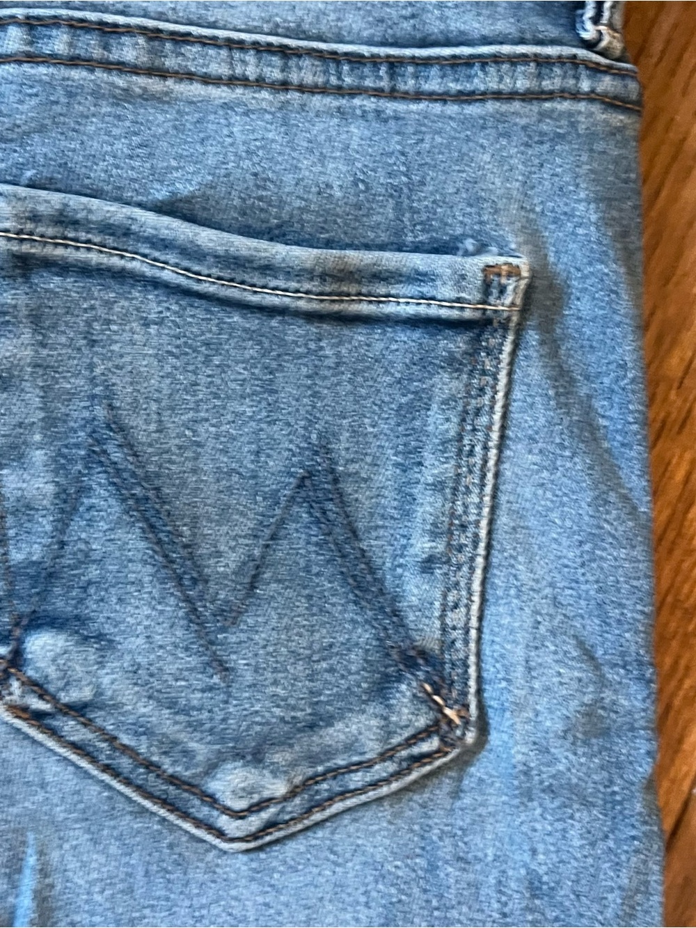 MOTHER High Waisted Looker Ankle Fray Jeans in Hey Sun size 25 - Picture 5 of 11